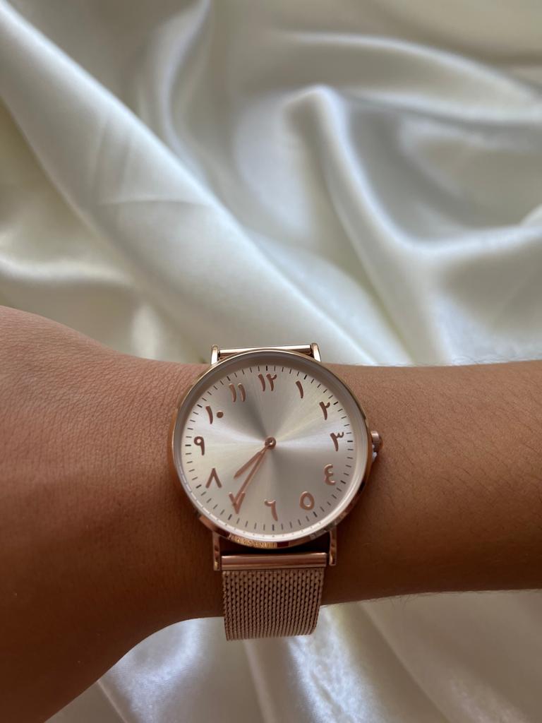 Montre Chiffres Indiens